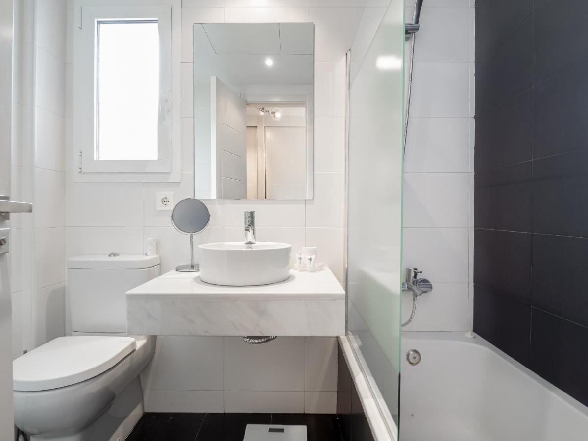 2051-New 3 Bedrooms On Golf 埃斯特波纳 外观 照片